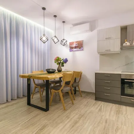 Akea Villa *