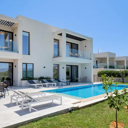 Villa Akea